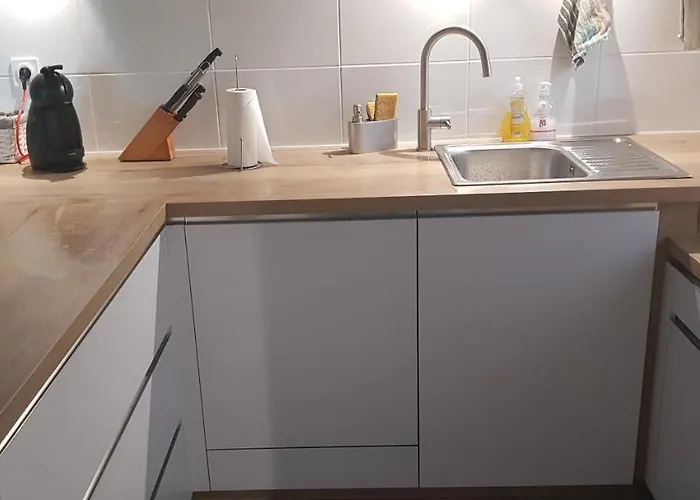 Les Pieds Dans Le Sable Agde